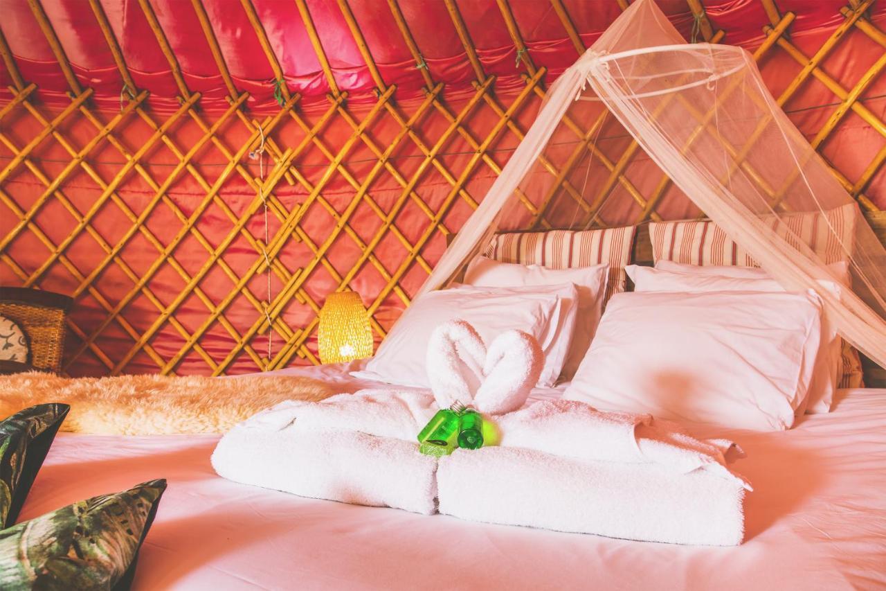 Finca De Arrieta Village - Yurts And Stone Cottages - Shared Pool - Walking Distance To Arrieta Beach - Eco Friendly Tabayesco Exterior photo