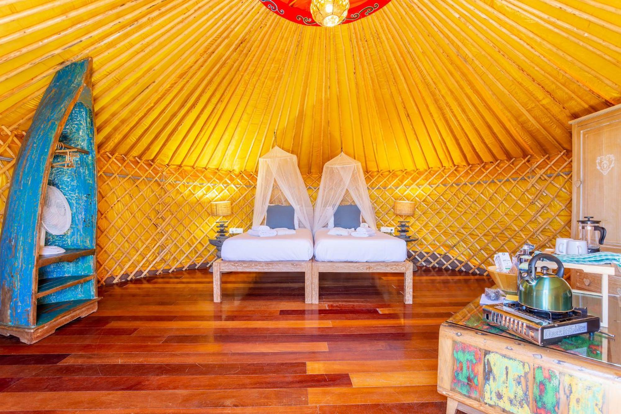 Finca De Arrieta Village - Yurts And Stone Cottages - Shared Pool - Walking Distance To Arrieta Beach - Eco Friendly Tabayesco Exterior photo
