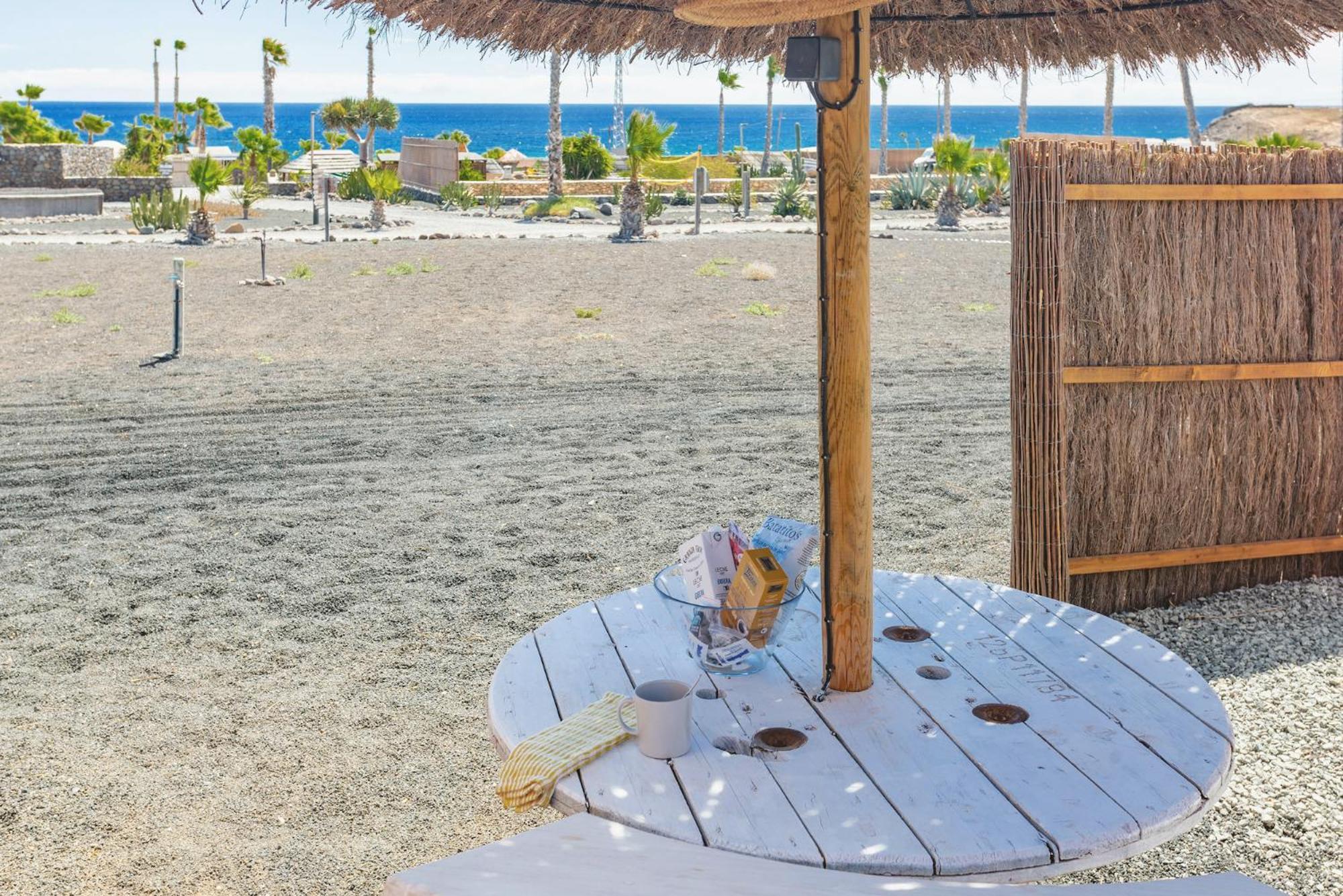 Finca De Arrieta Village - Yurts And Stone Cottages - Shared Pool - Walking Distance To Arrieta Beach - Eco Friendly Tabayesco Exterior photo