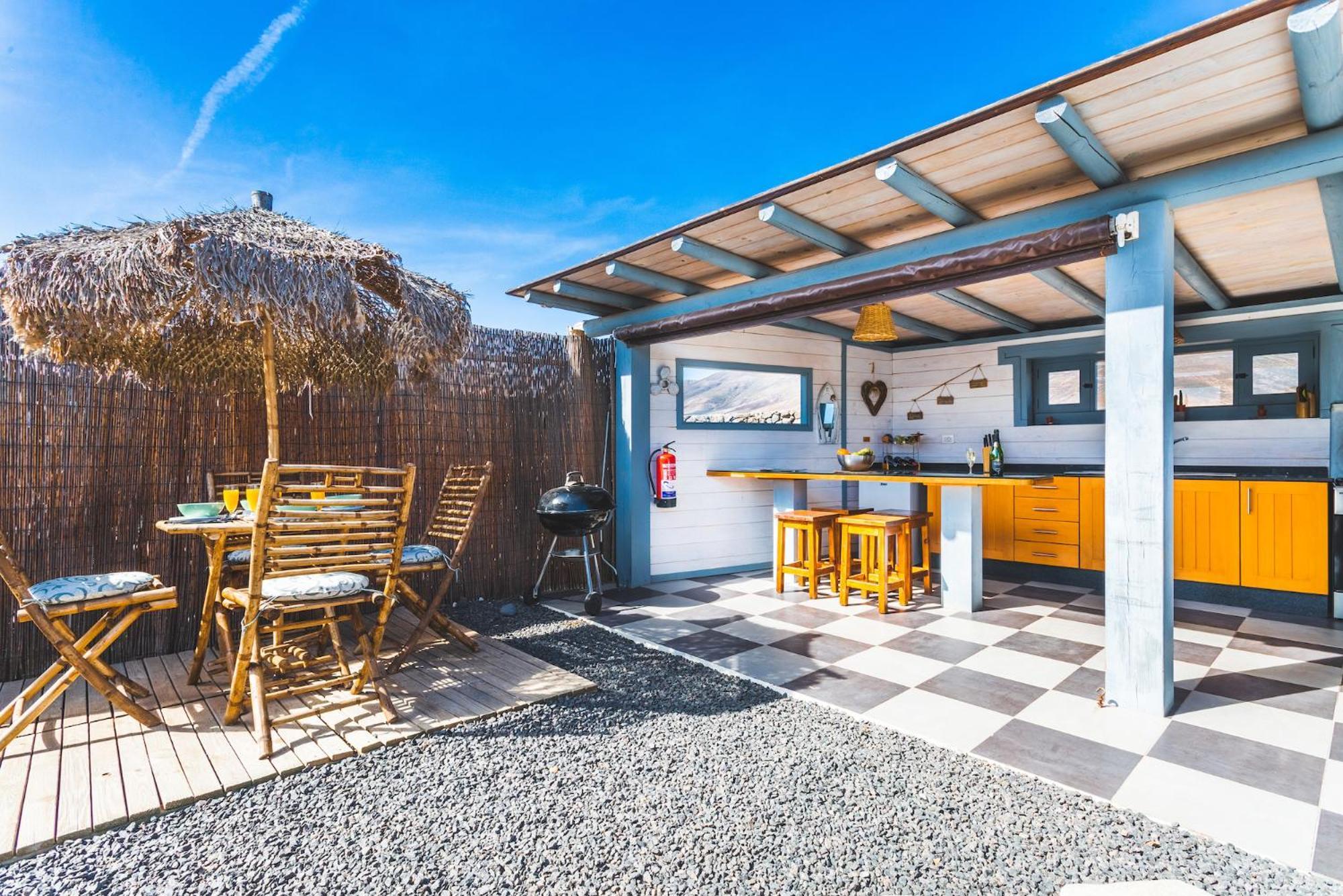 Finca De Arrieta Village - Yurts And Stone Cottages - Shared Pool - Walking Distance To Arrieta Beach - Eco Friendly Tabayesco Exterior photo